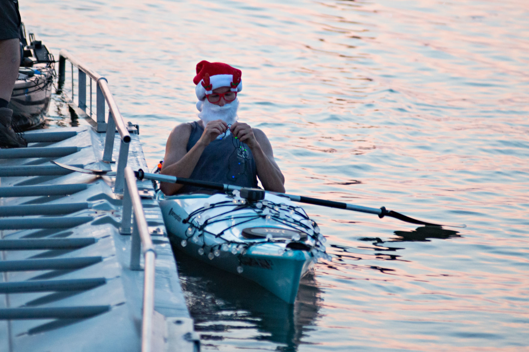 071919_nws_wildwoodxmasinjuly